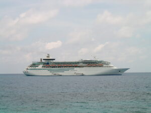 Royal Caribbean Sovereign of the Seas por Mike Burton bajo CC BY-ND 2.0