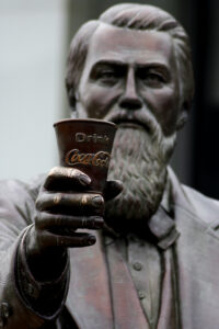 John Pemberton, creador de Coca-Cola por quinnanya bajo CC BY-SA 2.0