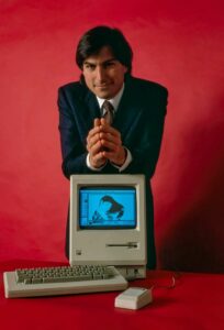 Steve Jobs and Macintosh 1984 bajo PDM 1.0